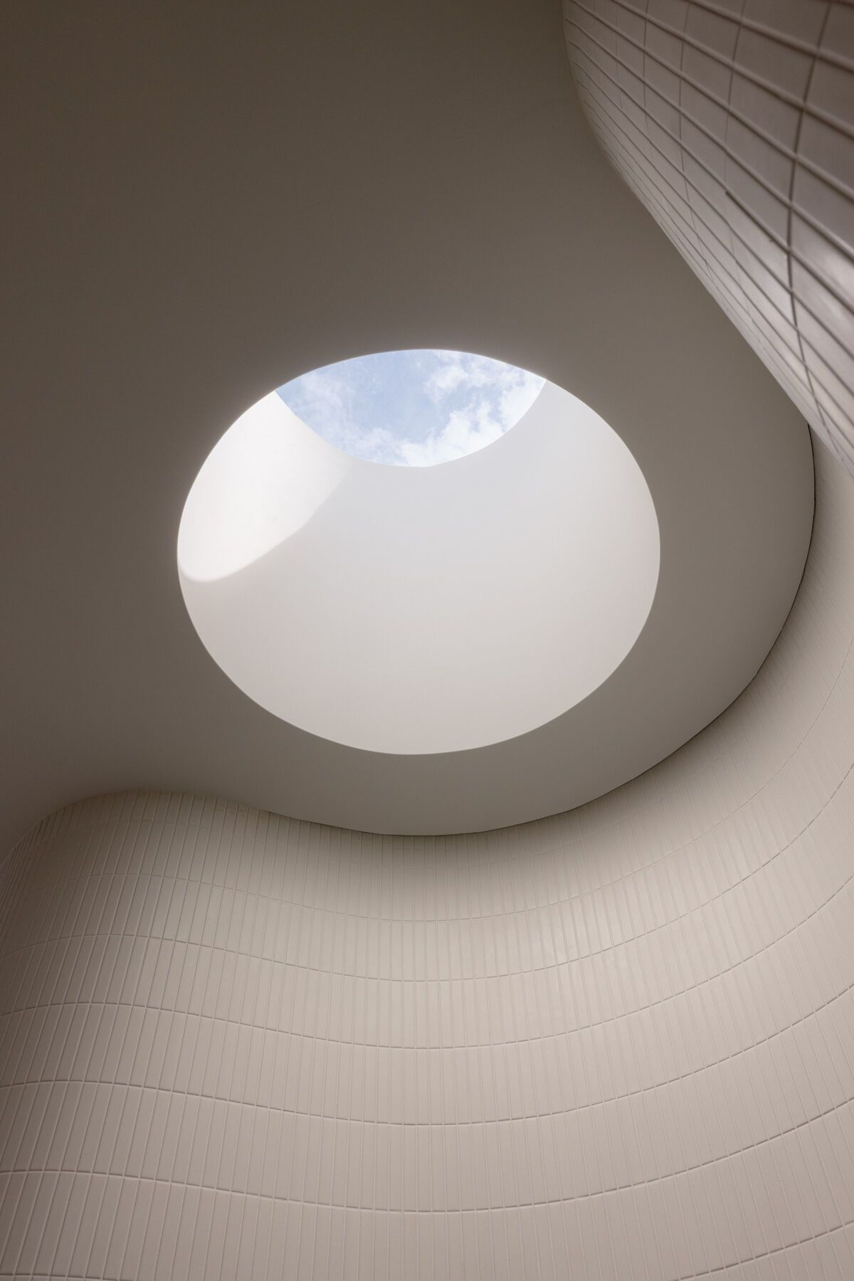 Adamson No.5 Penthouse — The oculus